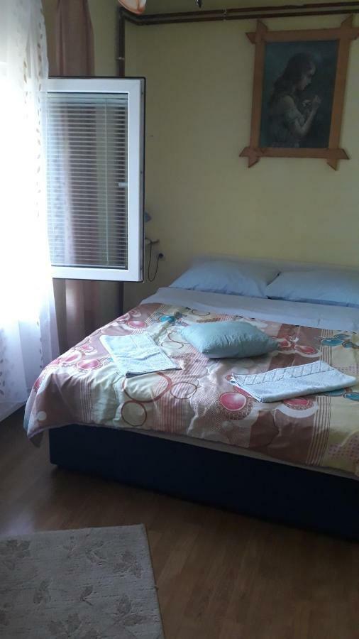 Rooms Dragica Otočac Buitenkant foto